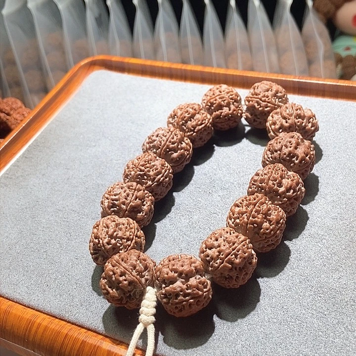吊坠金刚菩提私人订制红皮原生态梅花22mm