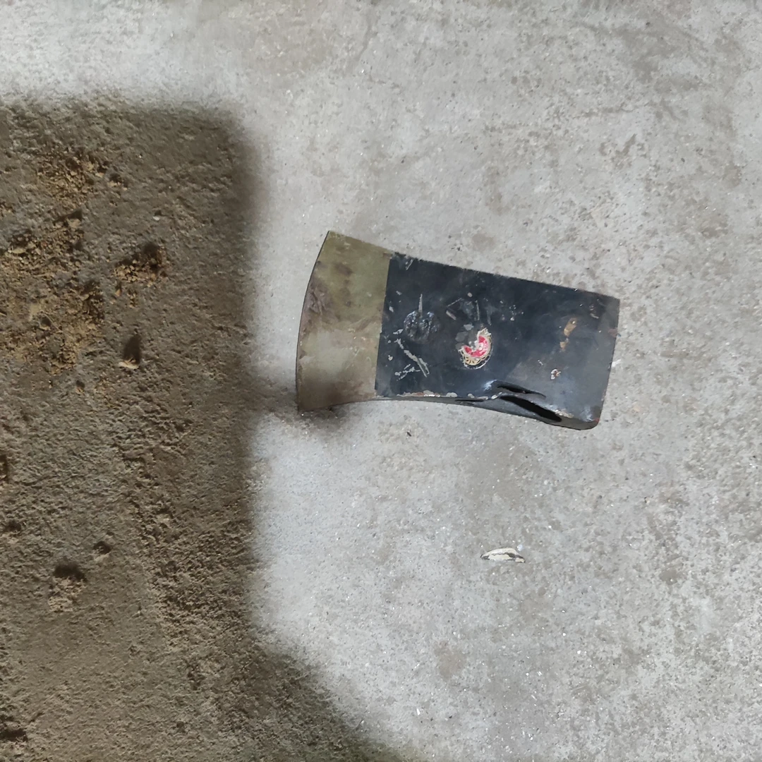 直播间1200g钻石斧头有瑕疵正常使用