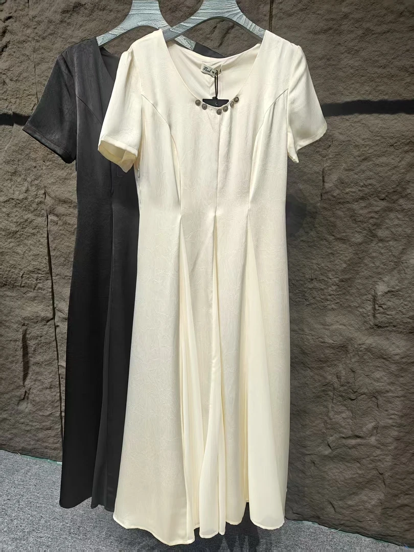 198 简约设计款拼接高级连衣裙 D25