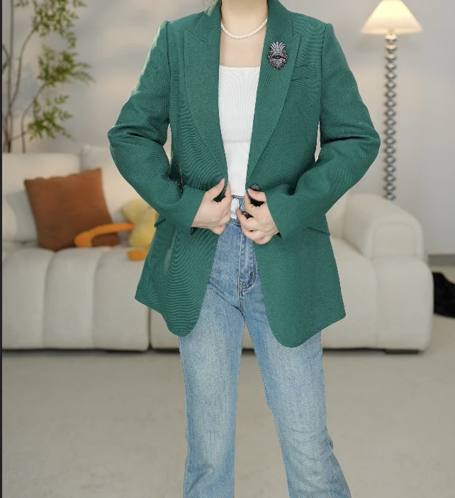 W030小西装外套春秋款户外透气韩版长袖无胸针