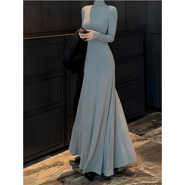 后妈裙法式纯欲辣妹气质高领针织连衣裙女秋冬季性感收腰显瘦A字