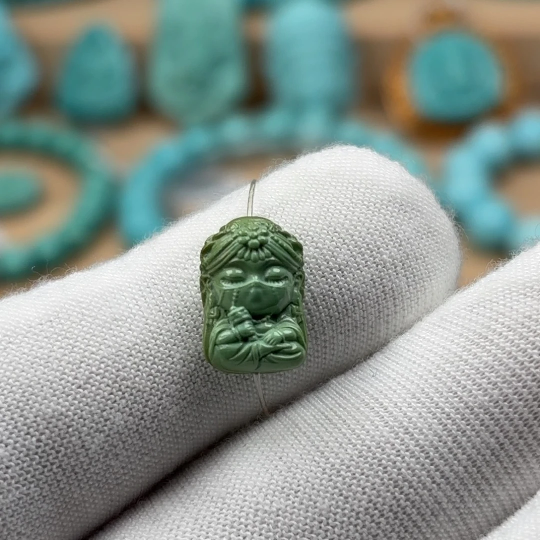 绿松石未镶嵌珠宝奇石