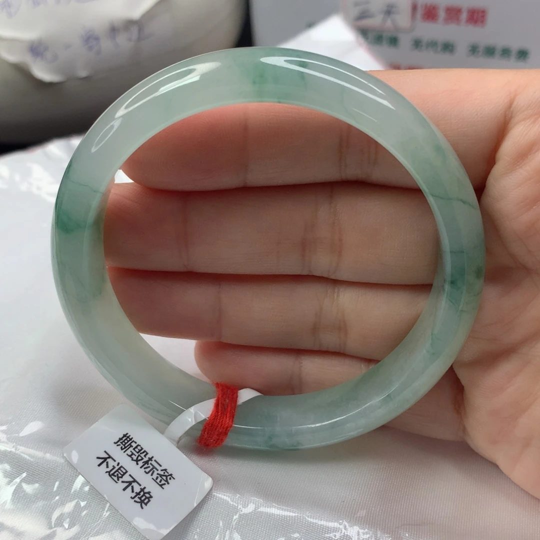 未镶嵌手镯翡翠42