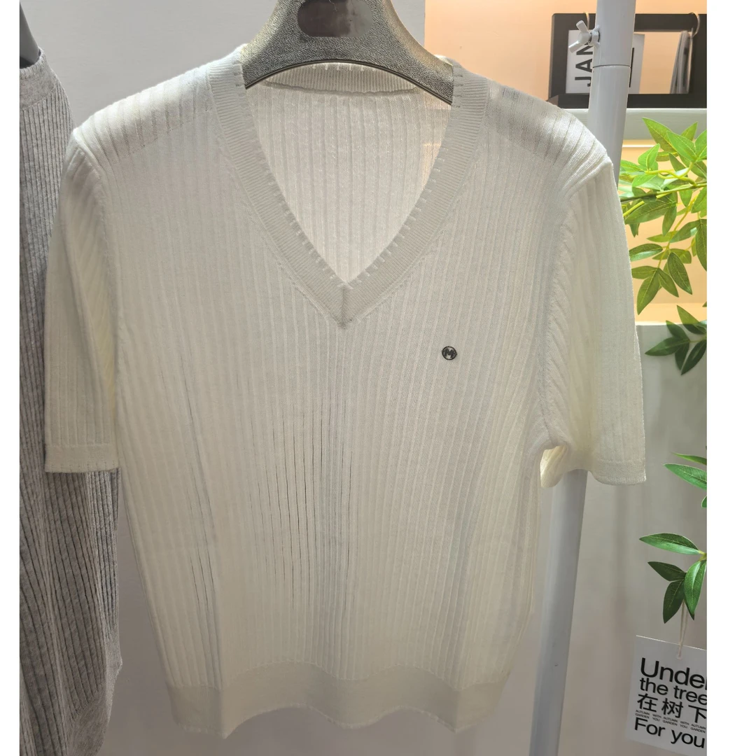女士夏季上新设计款亚麻短袖时尚气质有型宽松百搭条纹V领打底衫