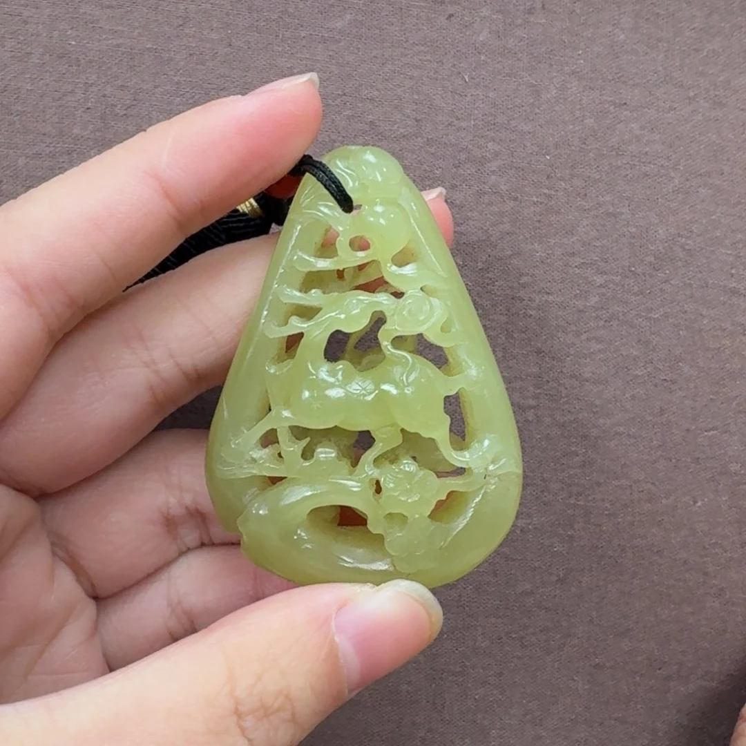 未镶嵌和田玉挂件