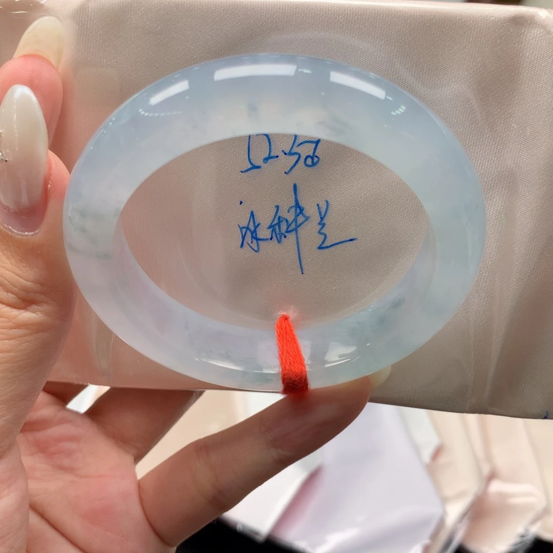 翡翠未镶嵌手镯冰蓝正圈10号