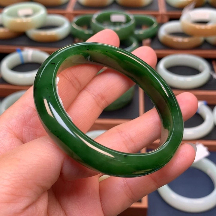 和田玉（碧玉）手镯未镶嵌57