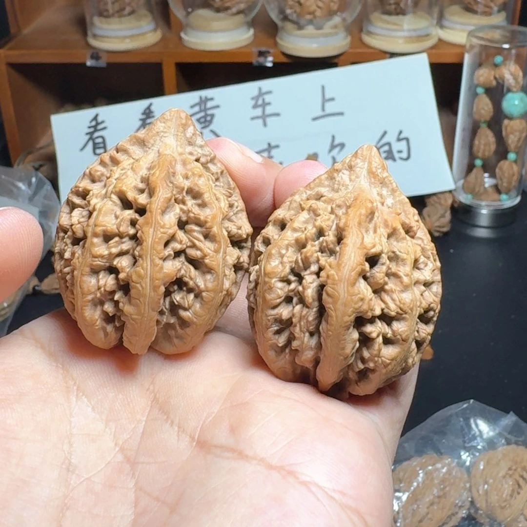 文玩核桃把件金刚锤