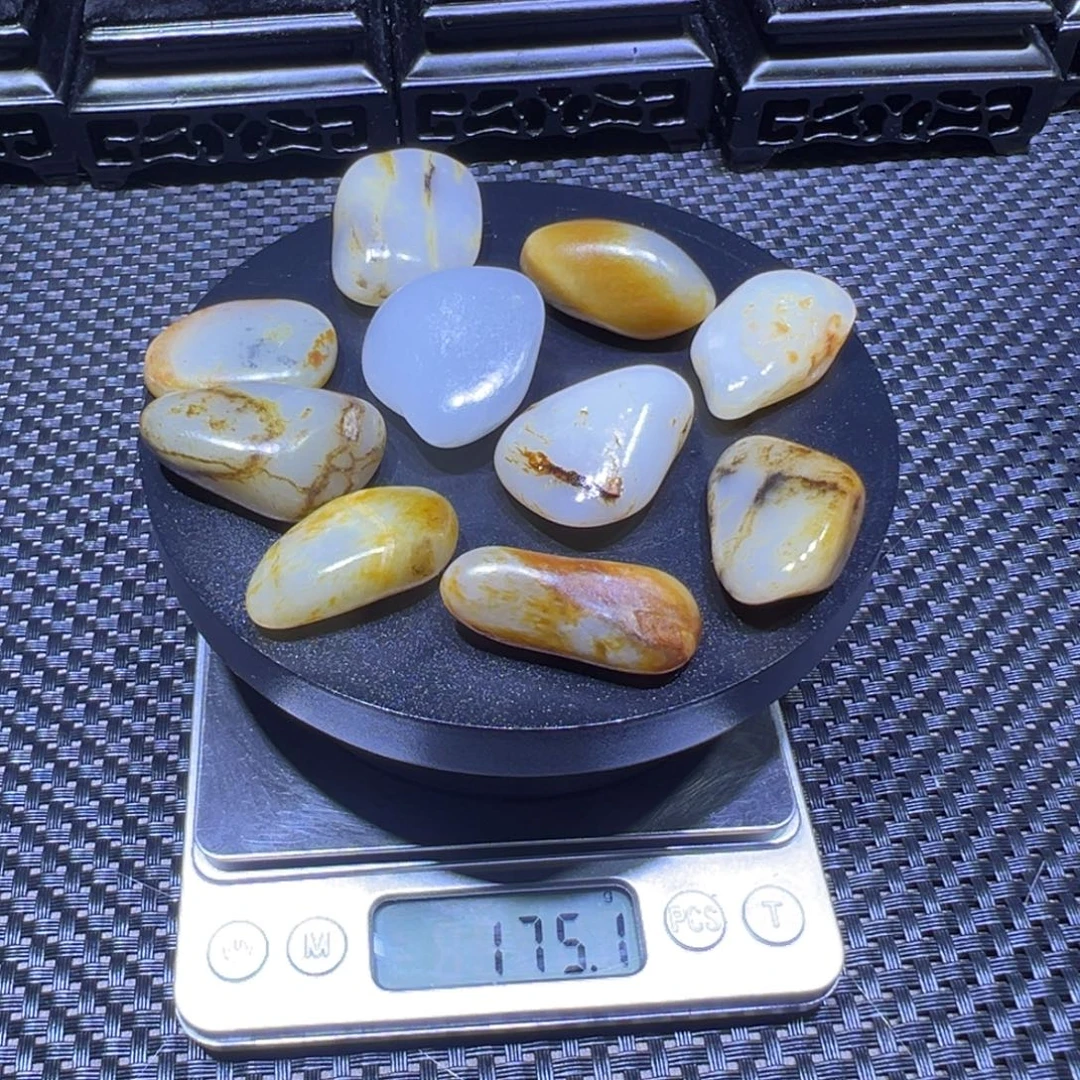 和田玉（子料）未镶嵌吊坠(不含链)175