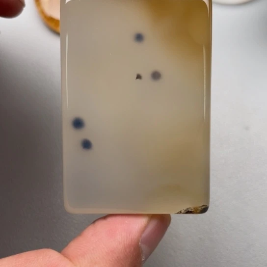 玛瑙/玉髓颈饰未镶嵌家**师