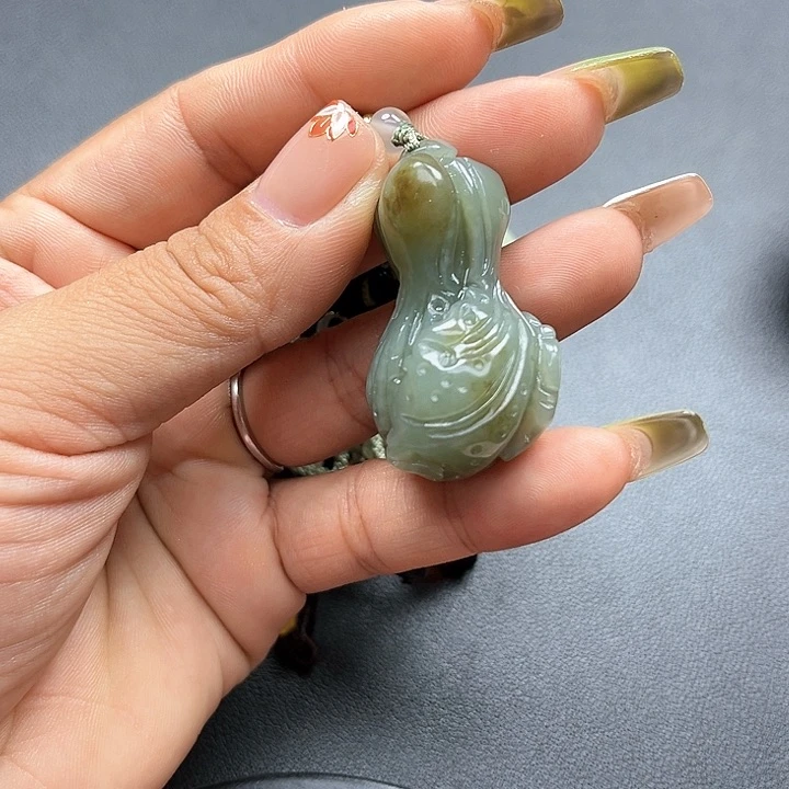 【闪购商品】颈饰未镶嵌和田玉