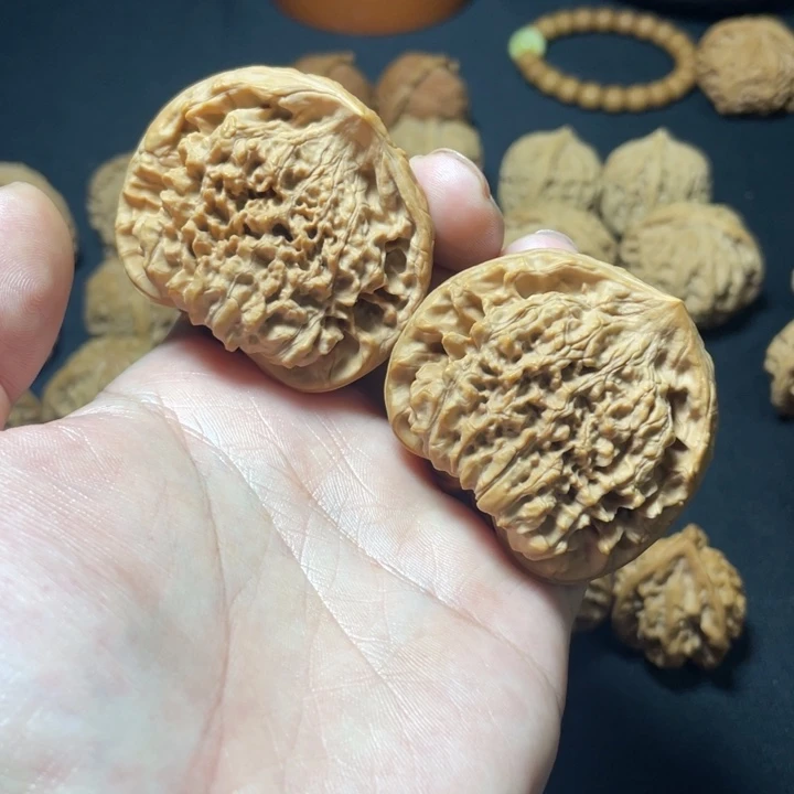 把件文玩核桃大蛇头49mm