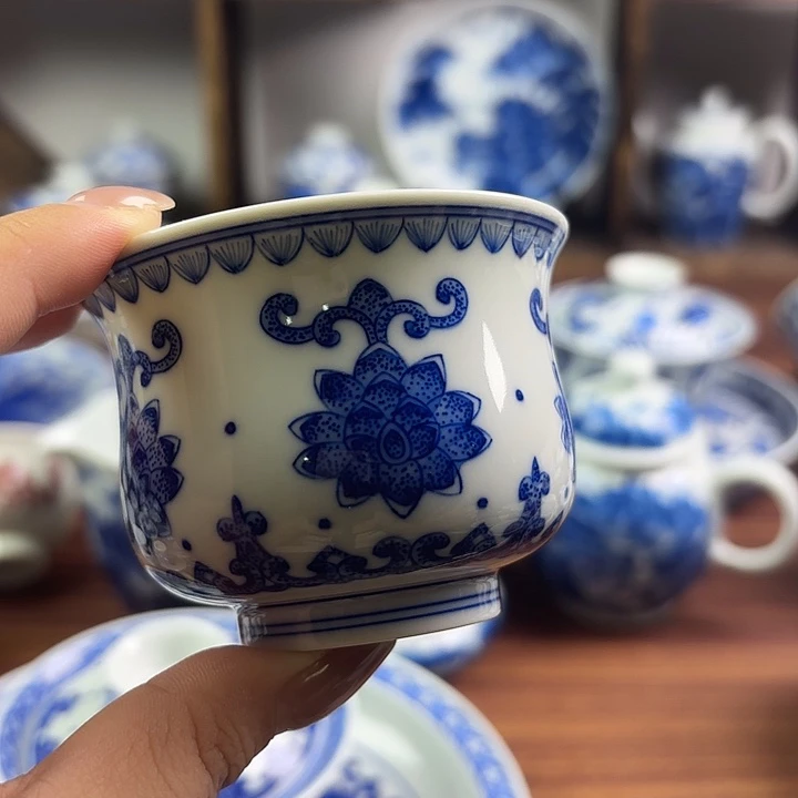 见燃柴窑青花莲花缠枝纯手工陶瓷主人杯品茗杯120ml茶杯手绘茶具