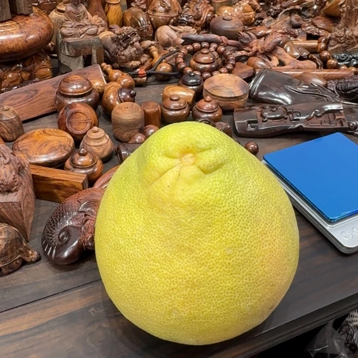 烟***灰有机玻璃小件物品的销售