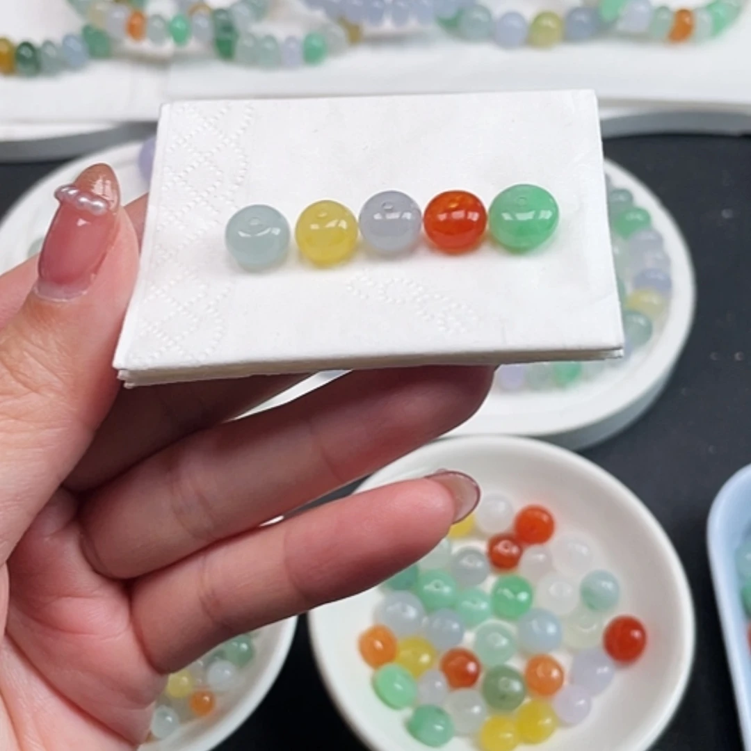 【闪购商品】定制翡翠未镶嵌跳*熊，