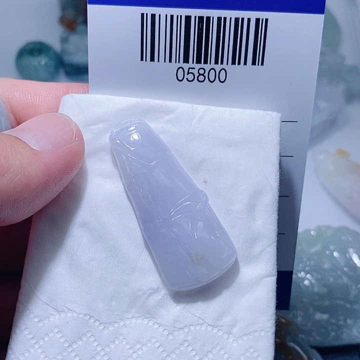 翡翠未镶嵌颈饰天光墟翡翠市场现金代购