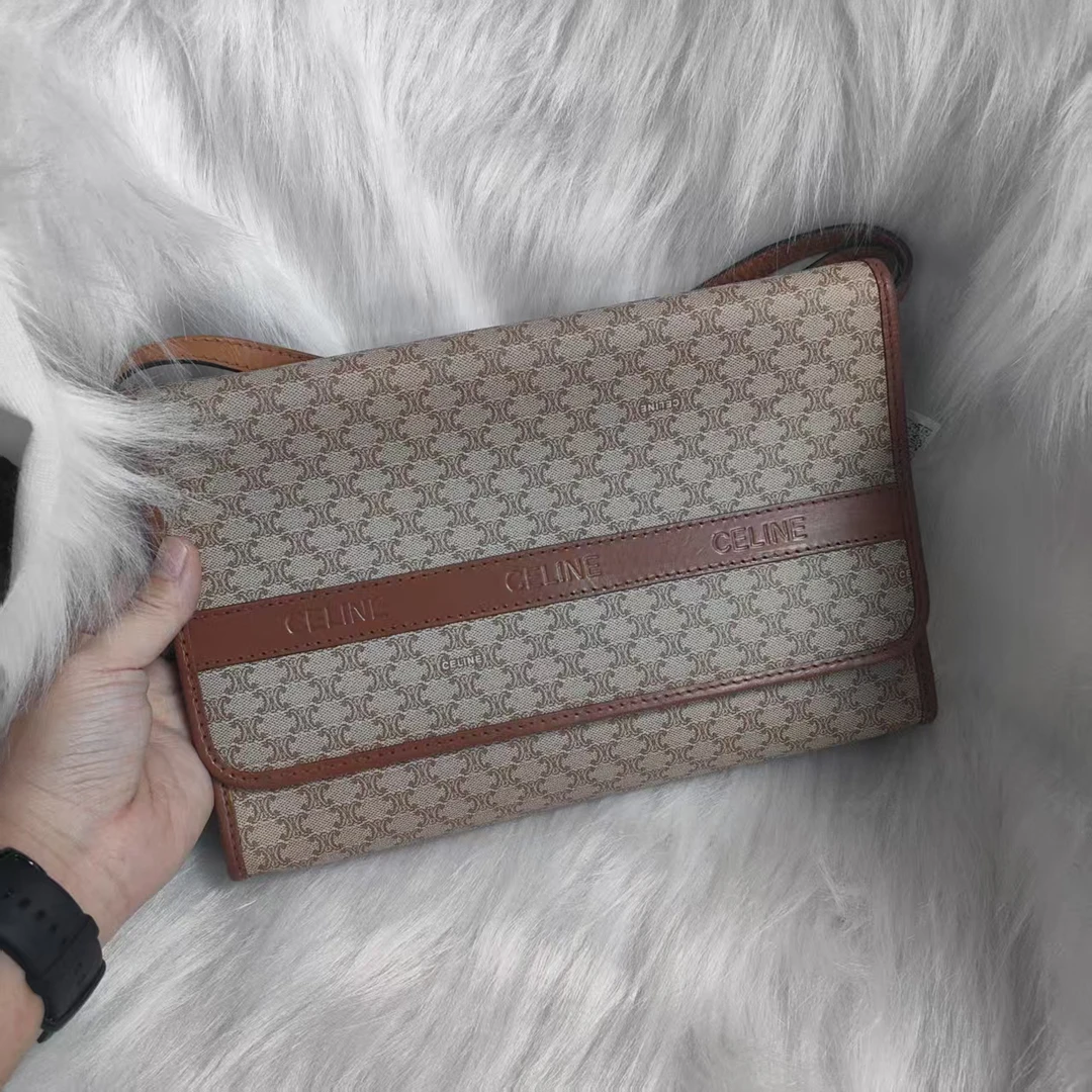 95新 Celine/思琳 兔兔奢G专属/思琳斜挎包/240307005