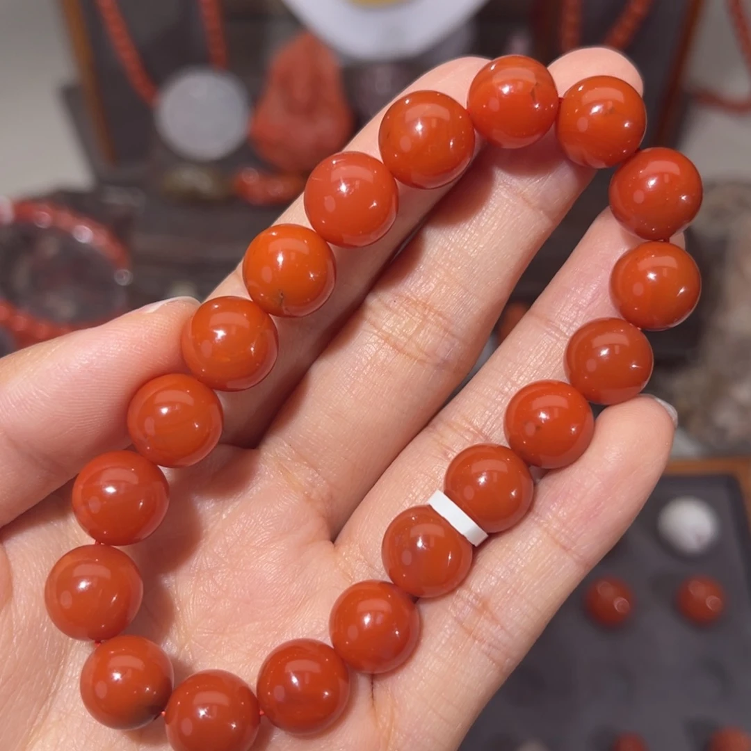 南红玛瑙滴水洞圆珠手串 11.2m m未镶嵌