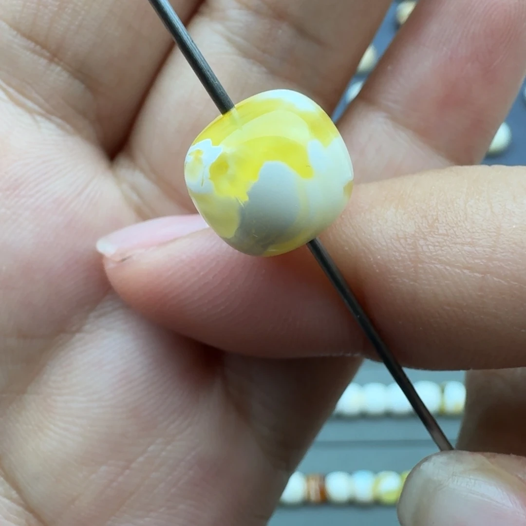 琥珀未镶嵌裸石11加老型