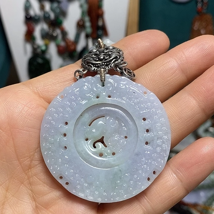 吊坠(赠链)未镶嵌翡翠