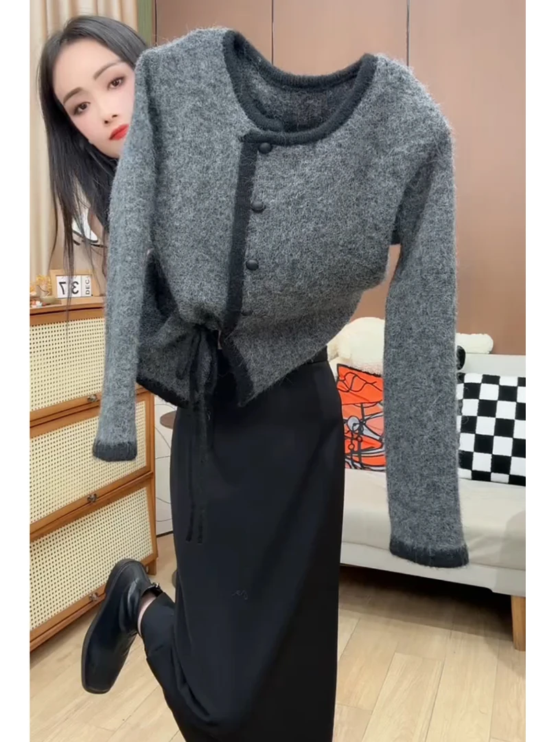 韩系长袖圆领单排扣碳灰色针织衫女2025早秋宽松显瘦百搭小衫外套