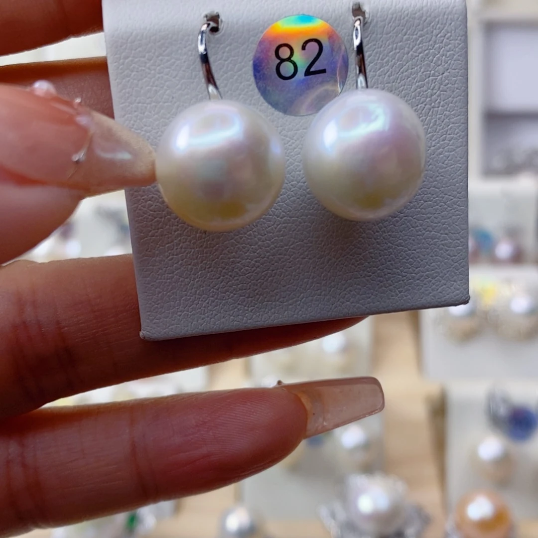 淡水珍珠耳饰合金
