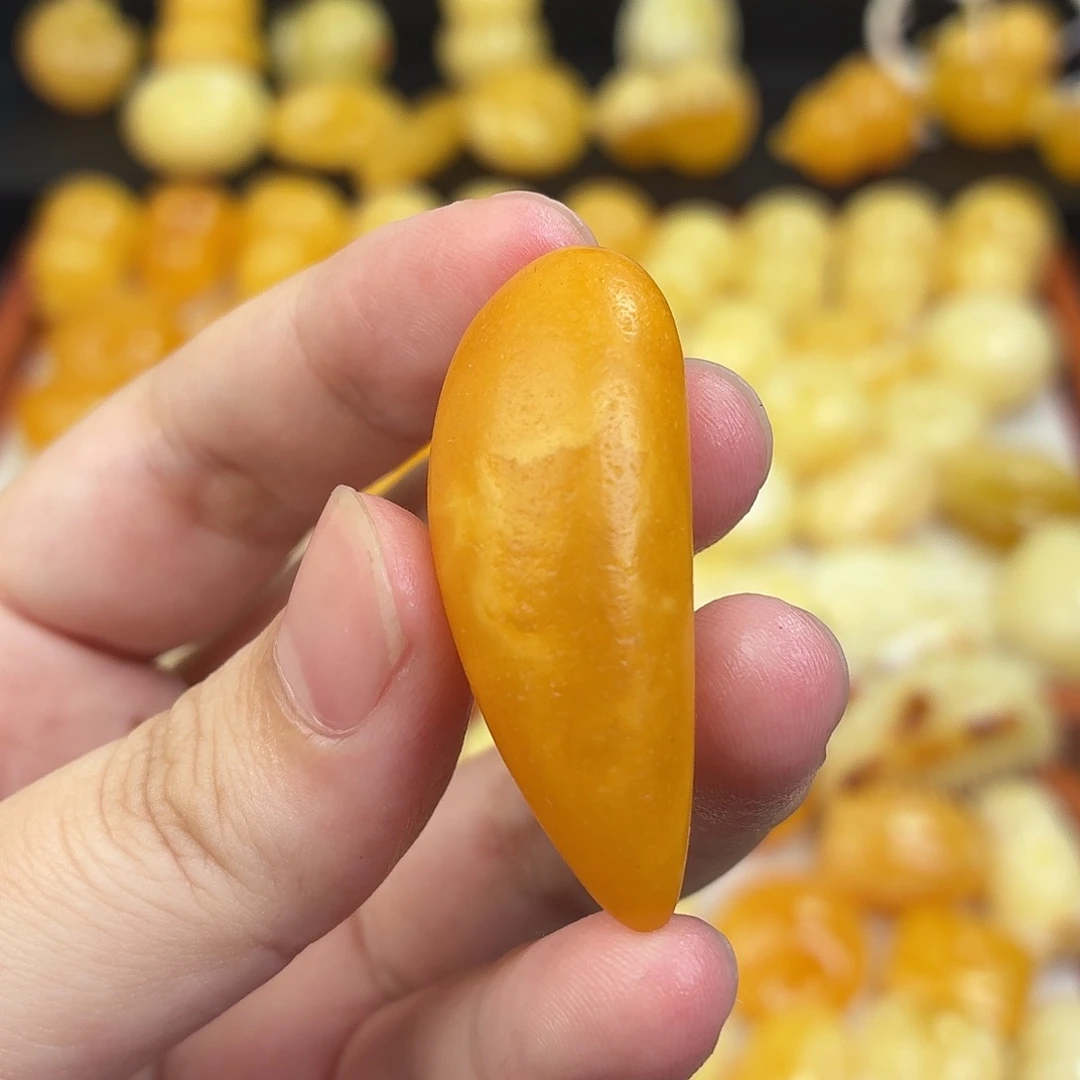 蜜蜡未镶嵌毛衣链蜜蜡