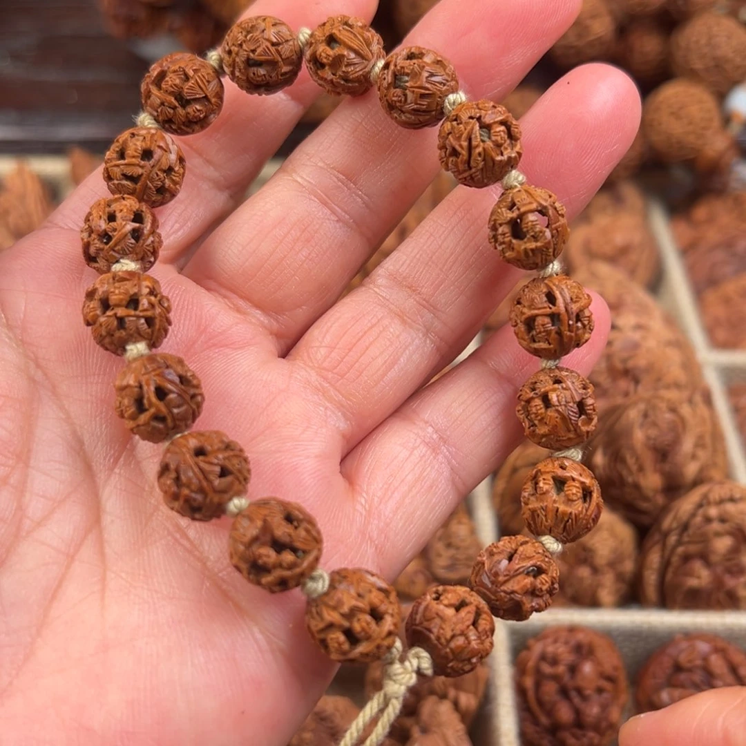 桃核吊坠桃核雕刻