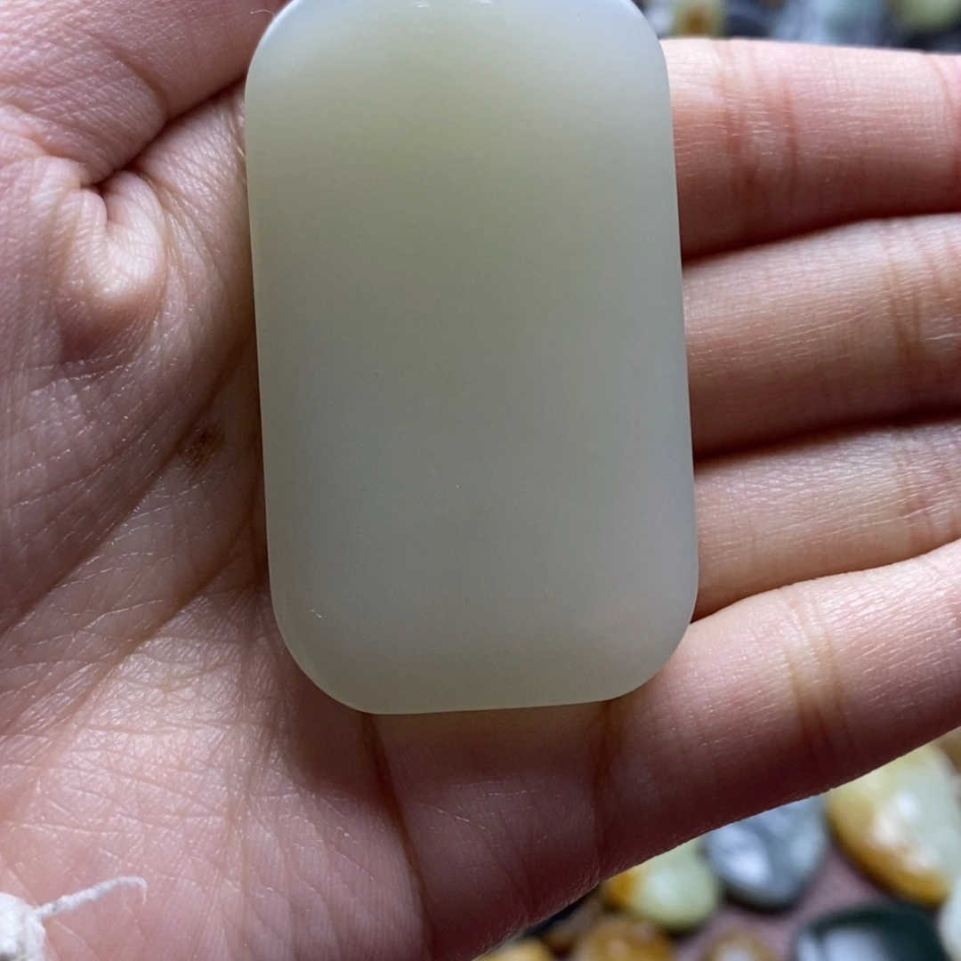 吊坠(不含链)未镶嵌和田玉（糖玉）