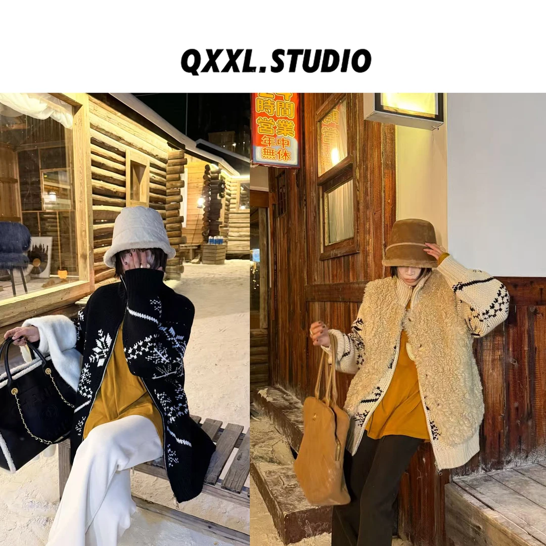 邱小小丽呀 冬季新款复古立领雪花针织外套女百搭显瘦设计感开衫