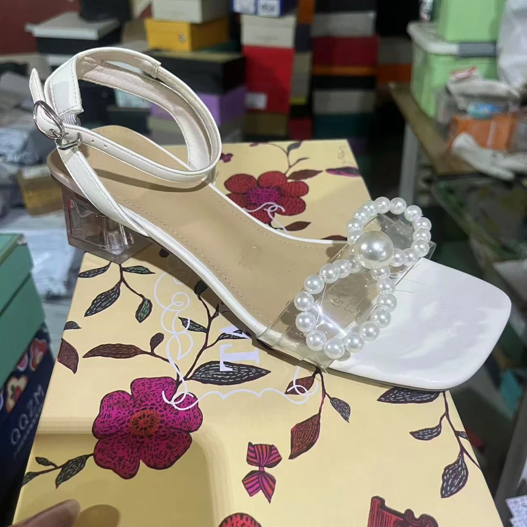 B-111 米色  蝴蝶结 珍珠凉鞋82137003