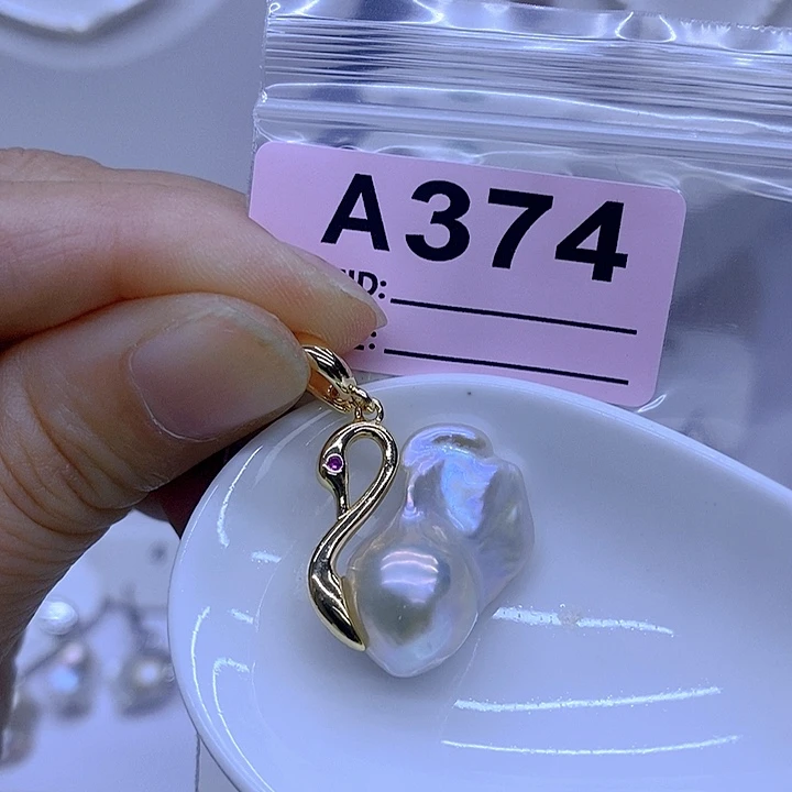 颈饰未镶嵌淡水珍珠