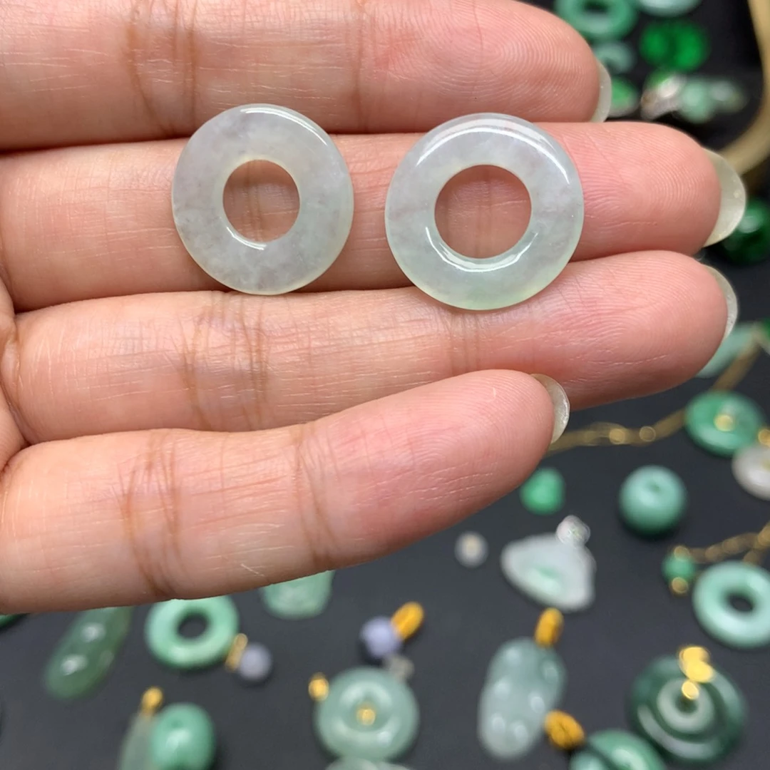 吊坠(不含链)未镶嵌翡翠有纹裂