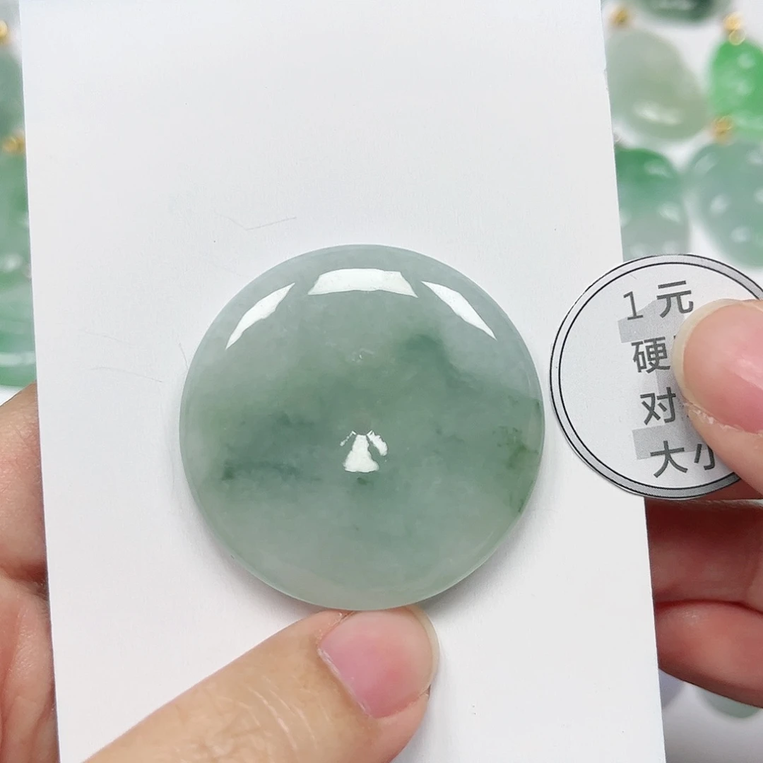 翡翠挂件未镶嵌四会天然A货翡翠