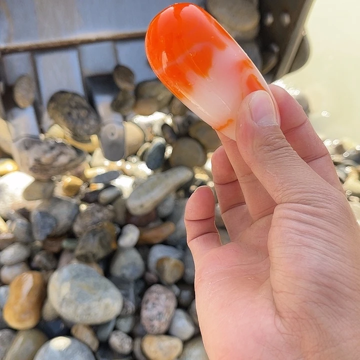 未镶嵌和田玉（糖玉）挂件