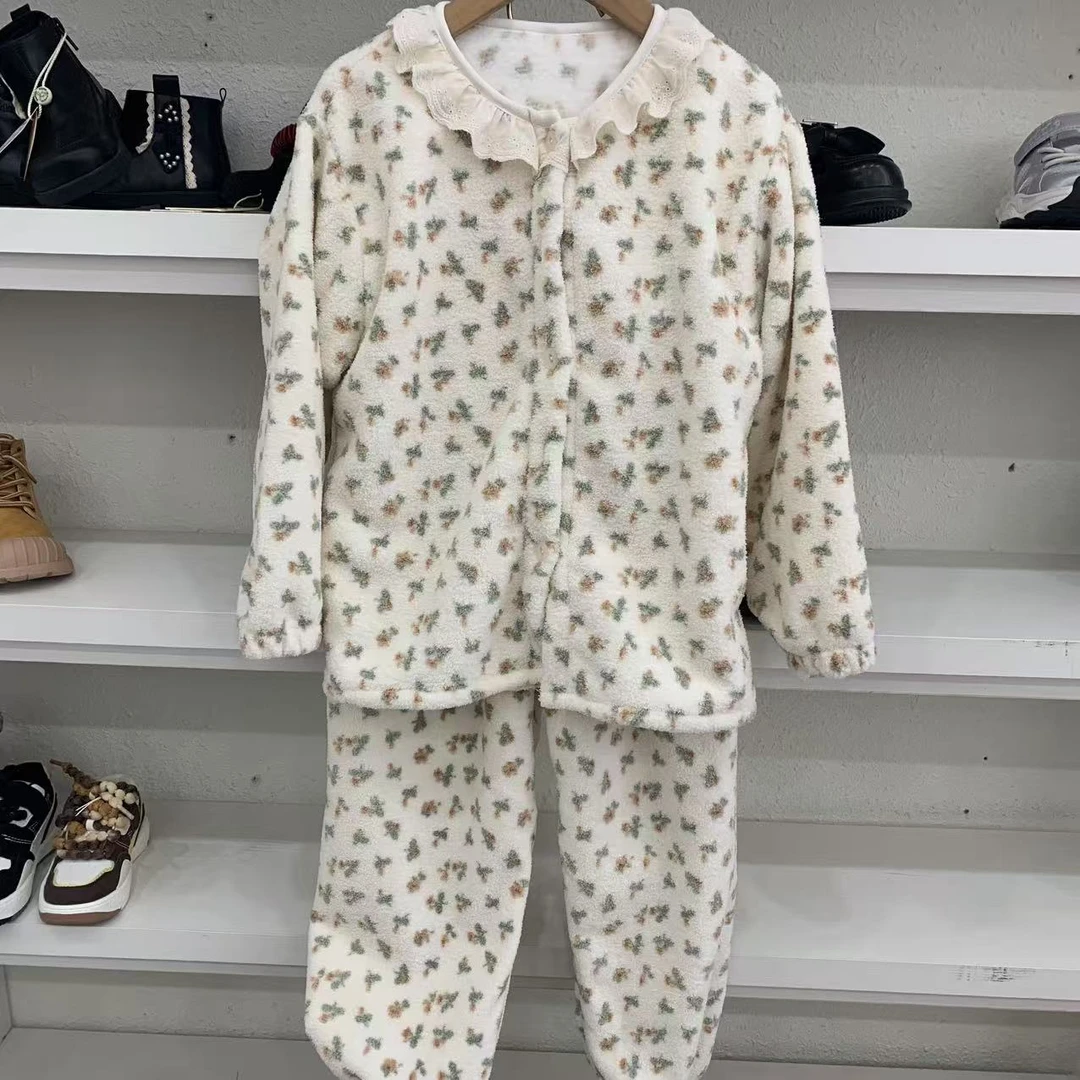 A029女童甜美蕾丝花边领保暖法兰绒家居服毛绒睡衣两件套装冬