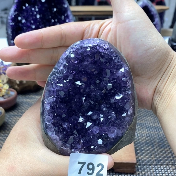 未镶嵌大型摆件（非配饰）水晶