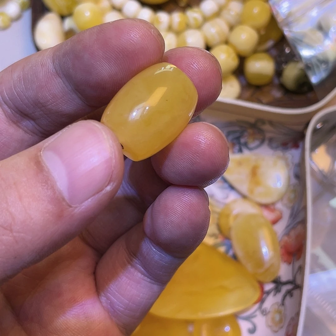 蜜蜡珠宝奇石18K金镶嵌我***害桶珠瑕疵