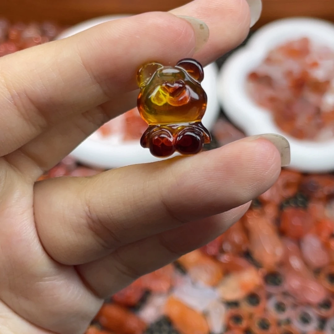 南红玛瑙未镶嵌配饰小熊