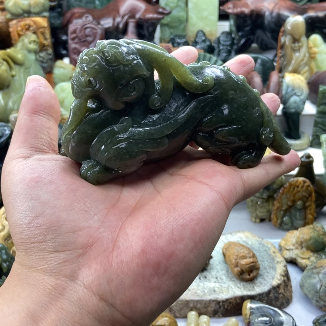 岫岩河磨玉（透闪石质玉）未镶嵌把件