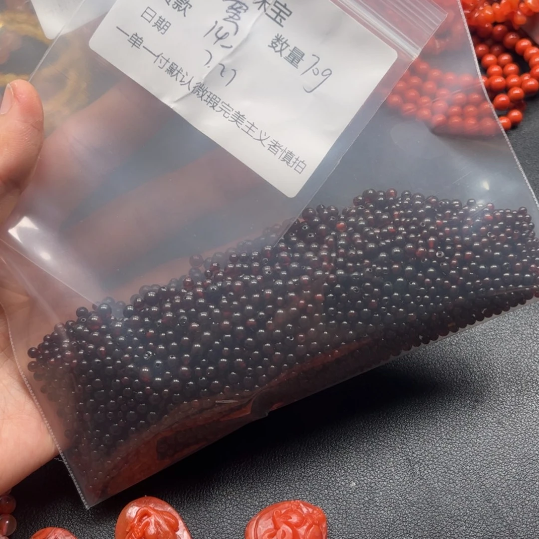 南红玛瑙未镶嵌颈饰蜜**龙