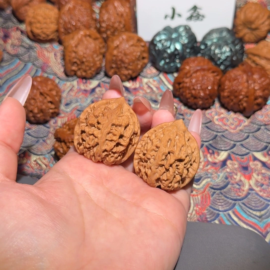 把件文玩核桃1938号35太行龙纹文玩核桃