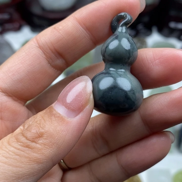 和田玉未镶嵌颈饰17