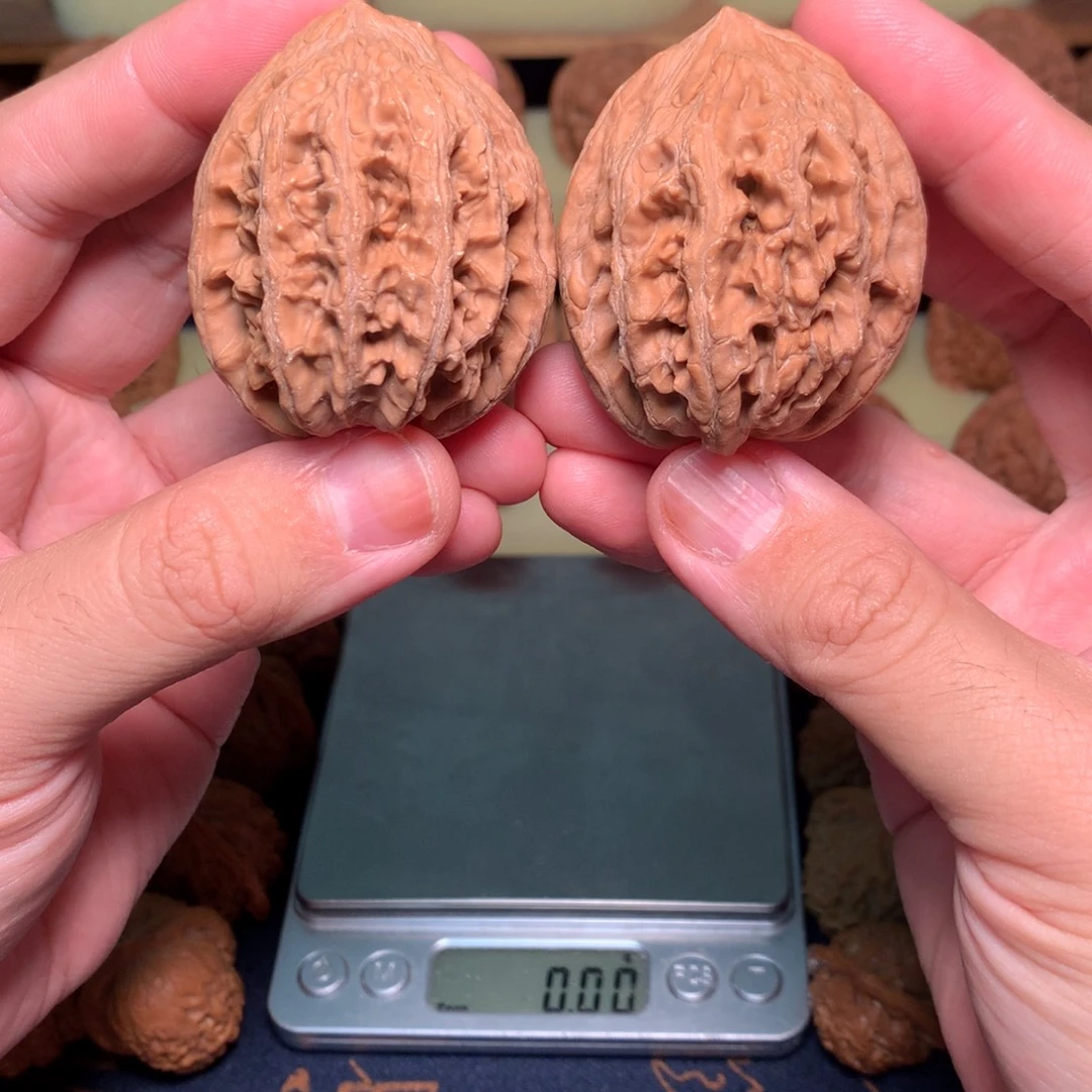 文玩核桃吊坠42.5大沽石全品60g