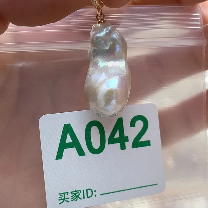 未镶嵌天然珍珠。  漏 漏 漏淡水珍珠