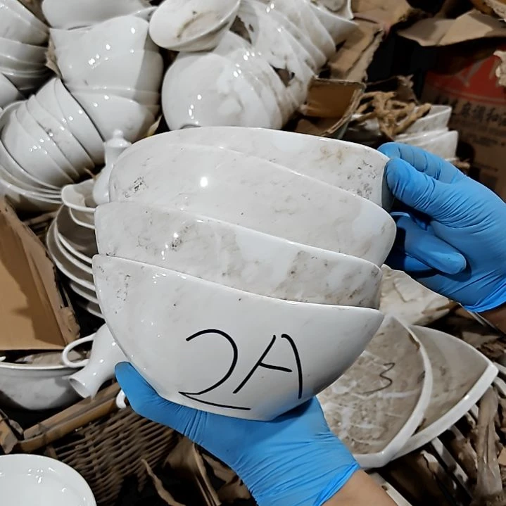 摆件陶瓷盘子碗啥都有