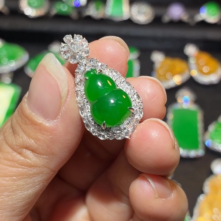 翡翠18K金镶嵌吊坠(不含链)翡翠