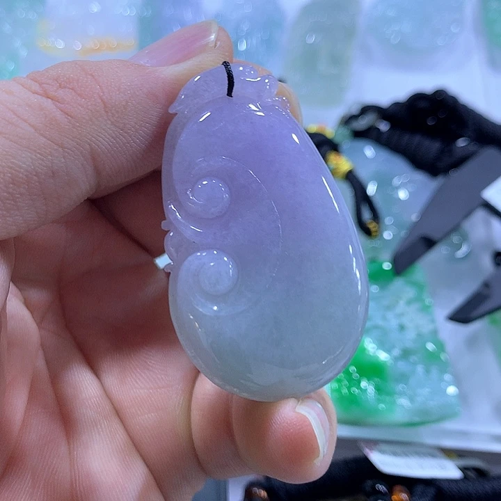 翡翠未镶嵌颈饰天然翡翠A货吊坠