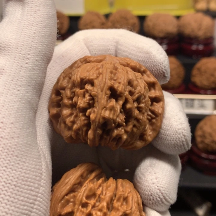 桃核把件文**石四座楼文玩核桃46