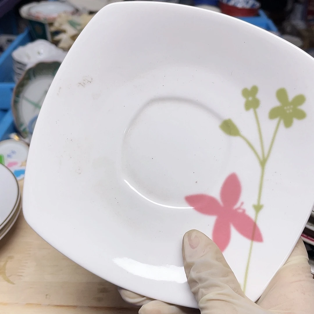 雨***子鹿屋家的美丽瓷器呀